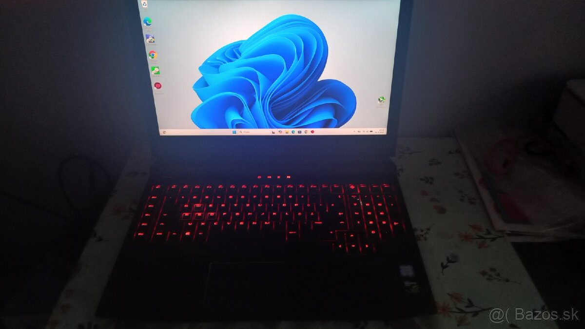 HP OMEN X 17 - 2