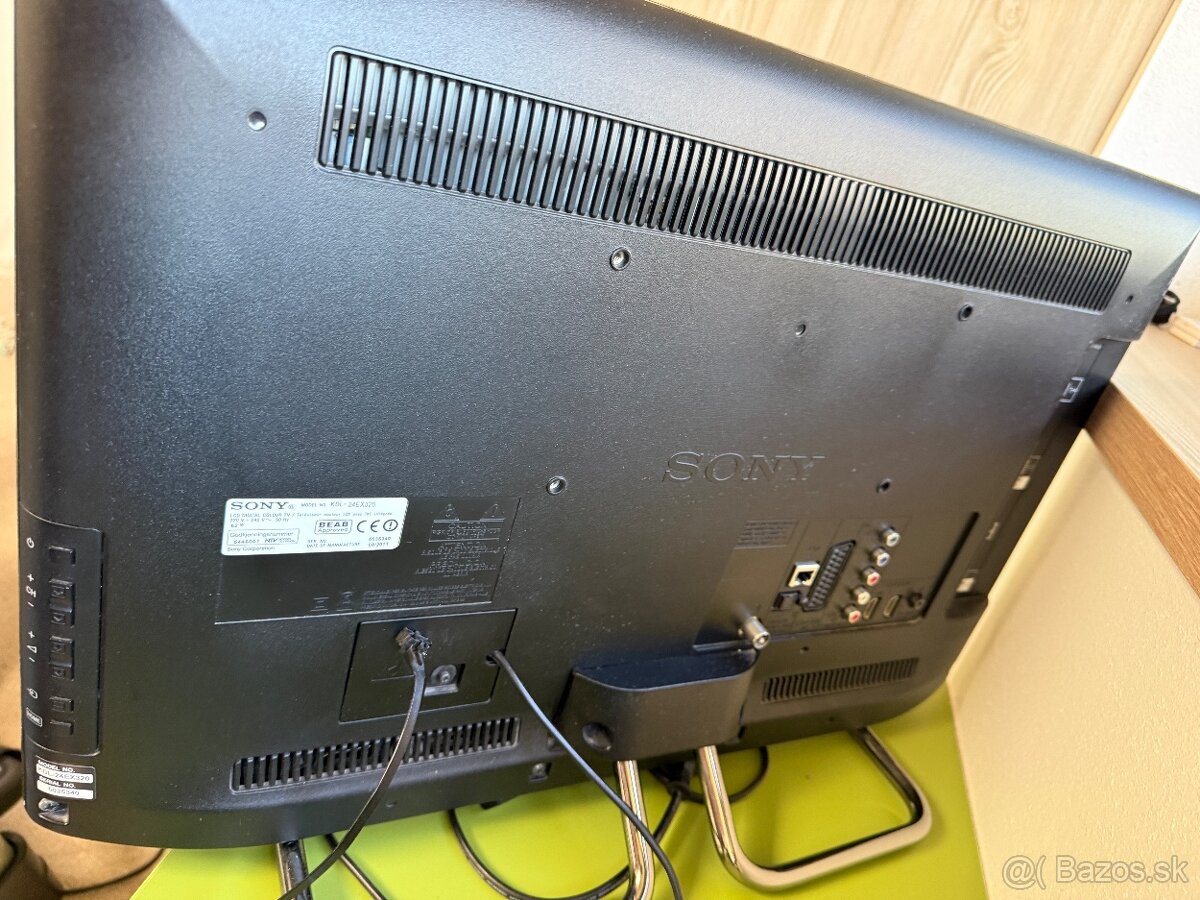 Predam Sony KDL24Ex320 - 2