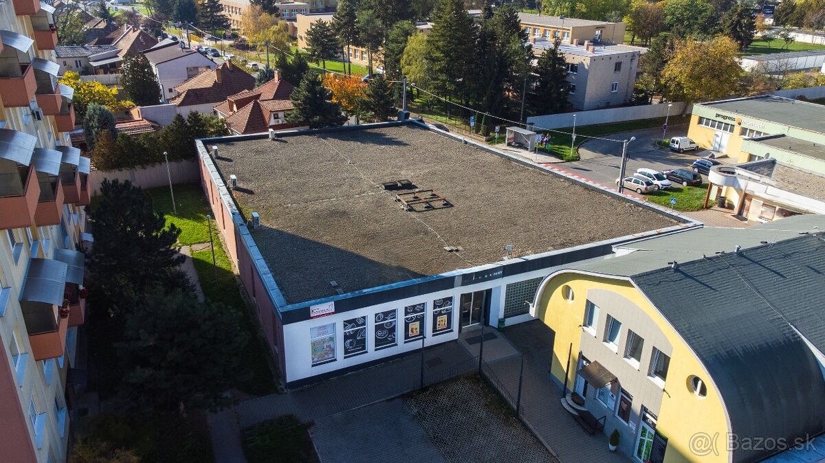 Obchodný priestor na prenájom Nové Zámky 33m2 - 2