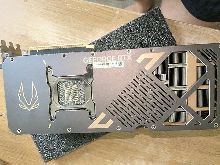 RTX 5090 FE - 2
