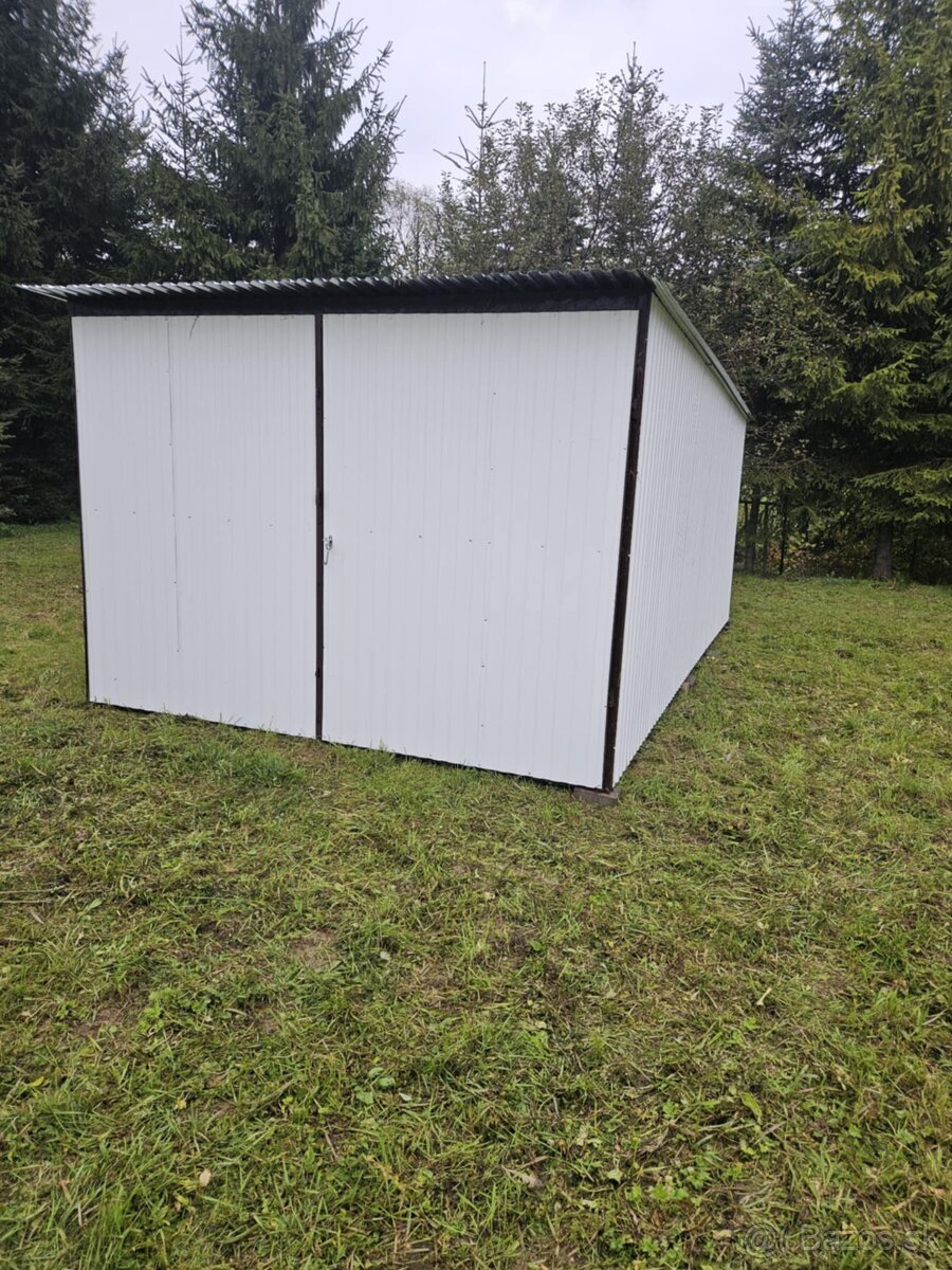 Akcia- plechová garáž v 2.triede - 2