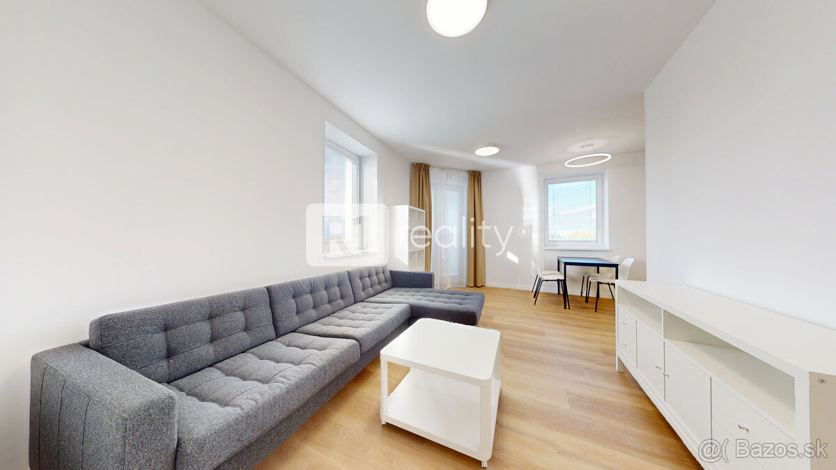 Jedinečný 2 izbový byt 53,2 m2 +2 x balkón, parking, Piešťan - 2