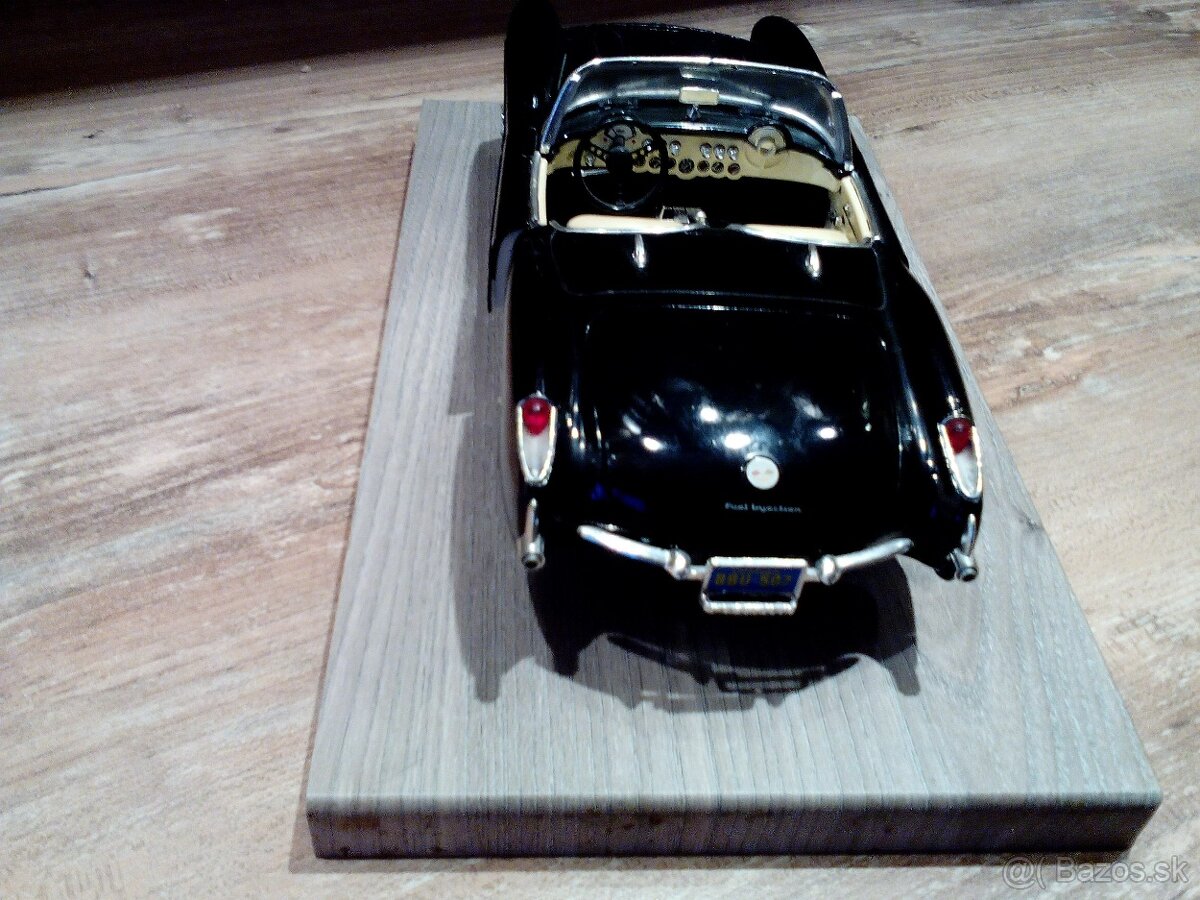 Predam auto zn Bburaro 1:18 ,Chevroleth Corvetta,r 1957 - 2