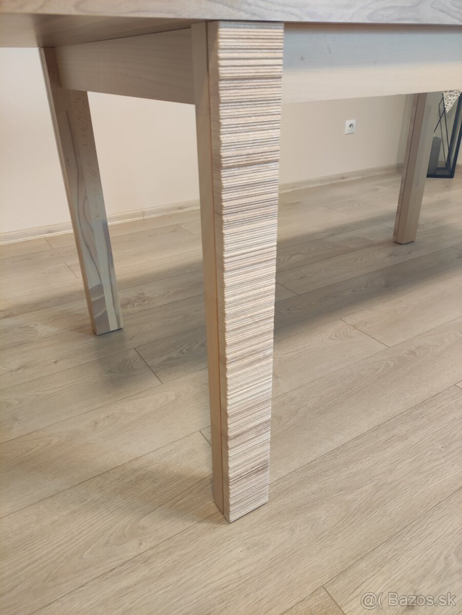 jedálenský stôl - 2