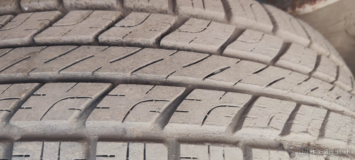 Kúpim pneumatiku 255/65r17 - 2