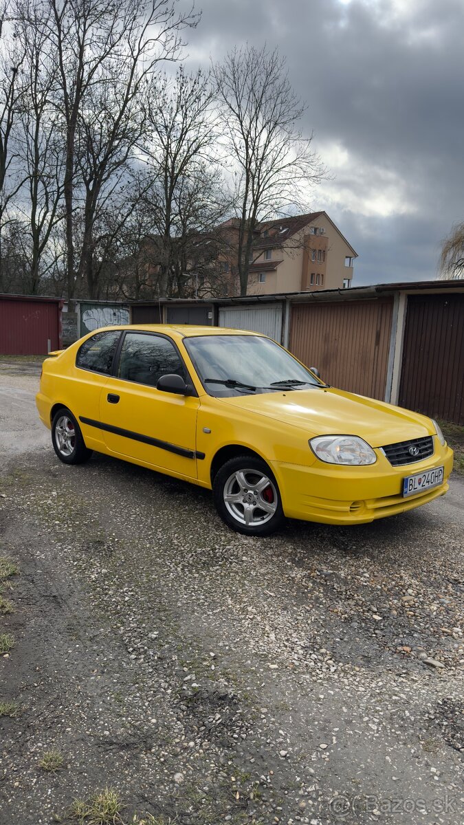 Hyundai Accent automat - 2