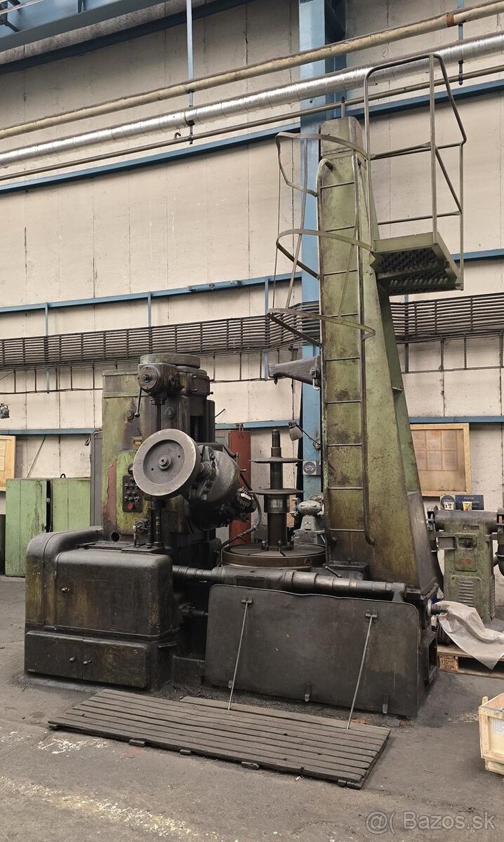 Odvalovací frézka TOS FO-10 (8799) - 2