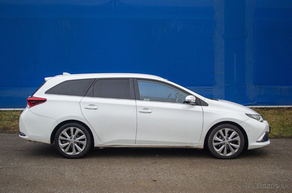 Toyota Auris 1.6 l D-4D - 2