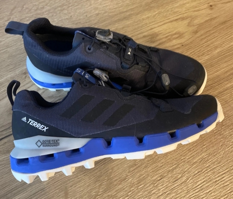 Adidas Terrex Gore-tex surround - 2