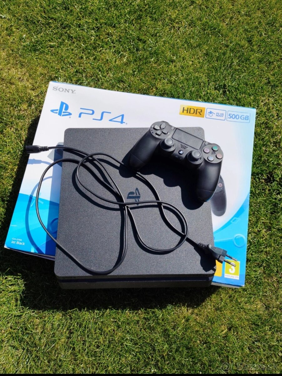 Playstation 4slim - 2