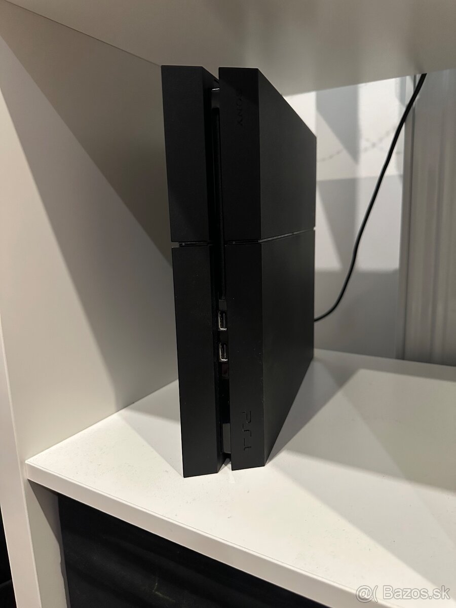 Playstation 4 1Tb - 2