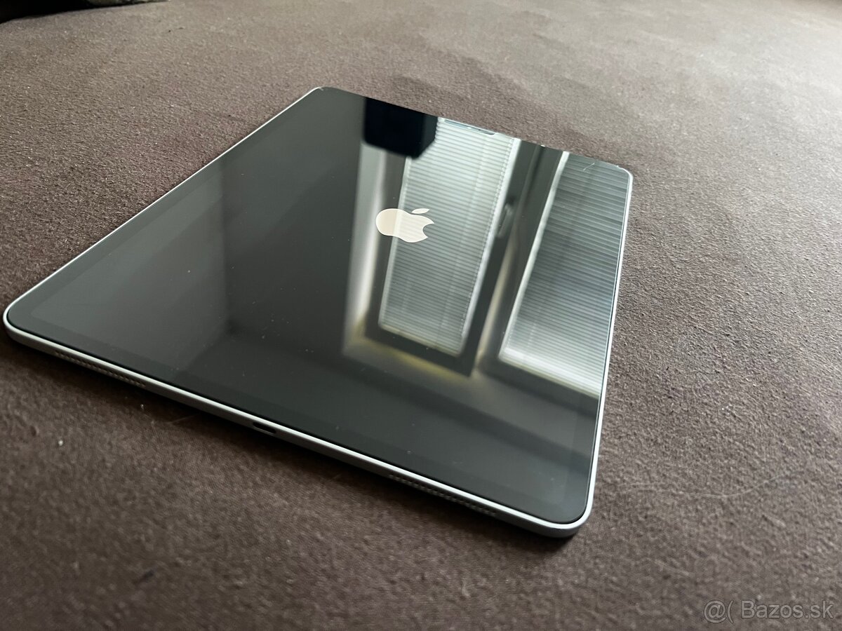 POKAZENÝ Apple iPad Pro 4 gen 12,9” 256gb - 2