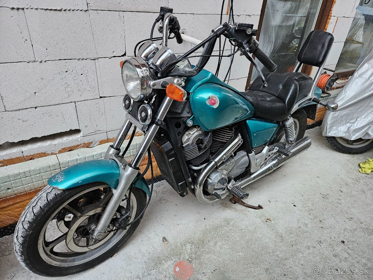 Predám Honda VT 1100 Shadow - 2