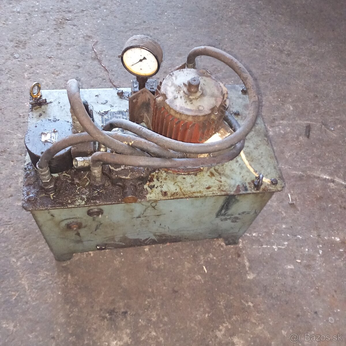 Hydraulicka jednotka - 2