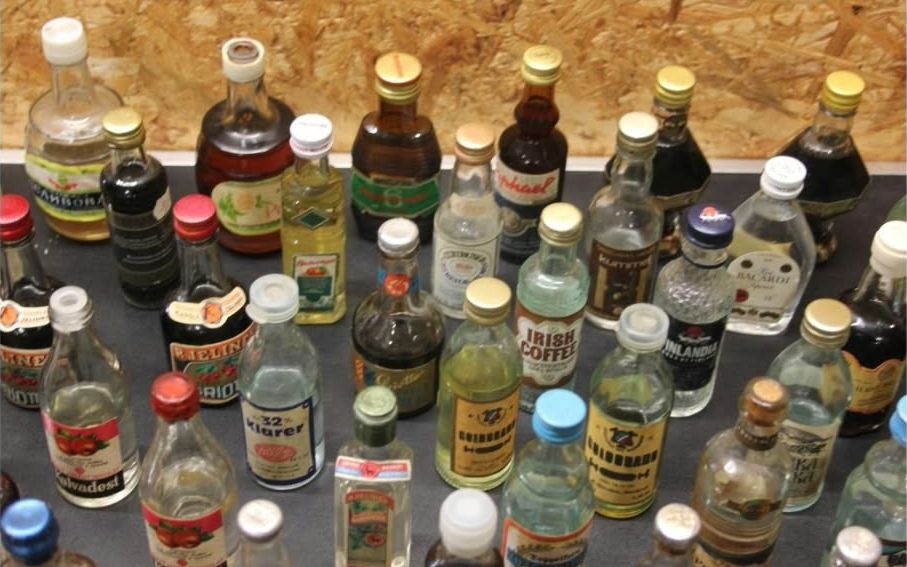 71 x MINI-flaštičky - zberateľský alkohol - 2