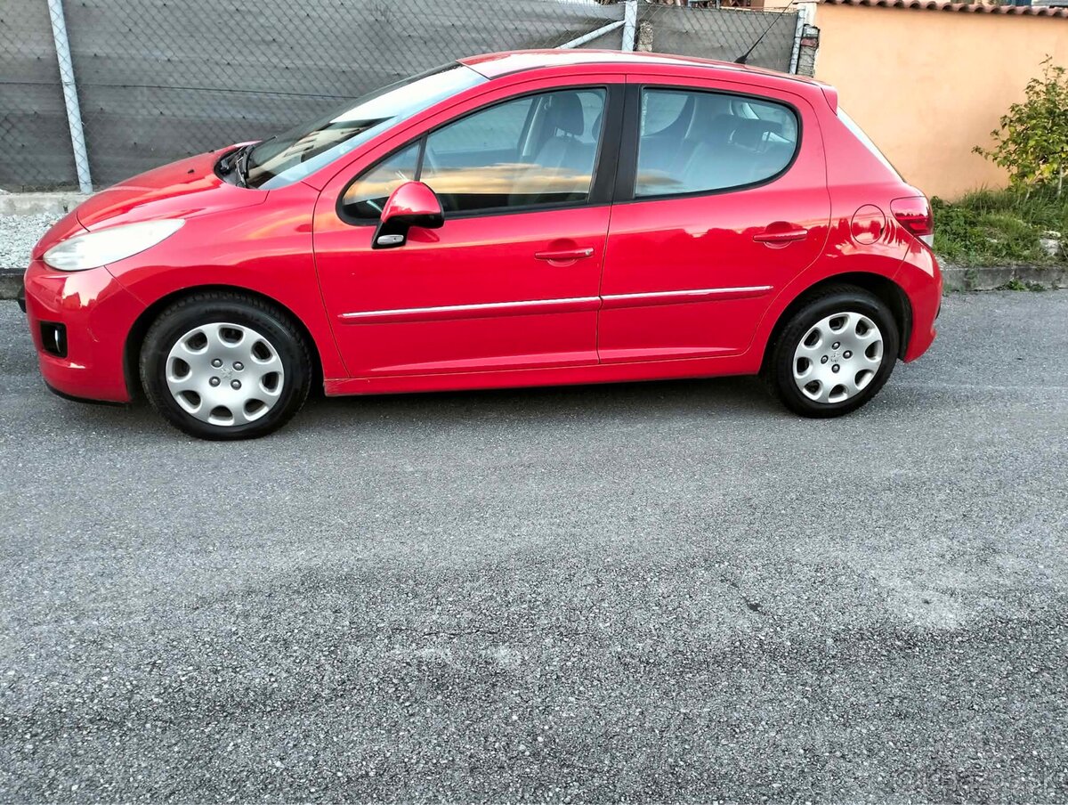 Peugeot 207 - 2