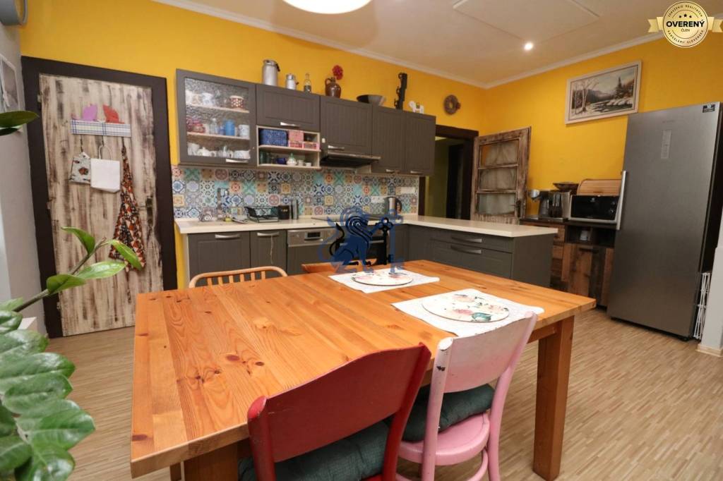 Priestranný 3-izbový byt v blízkosti centra Vrútok - 2