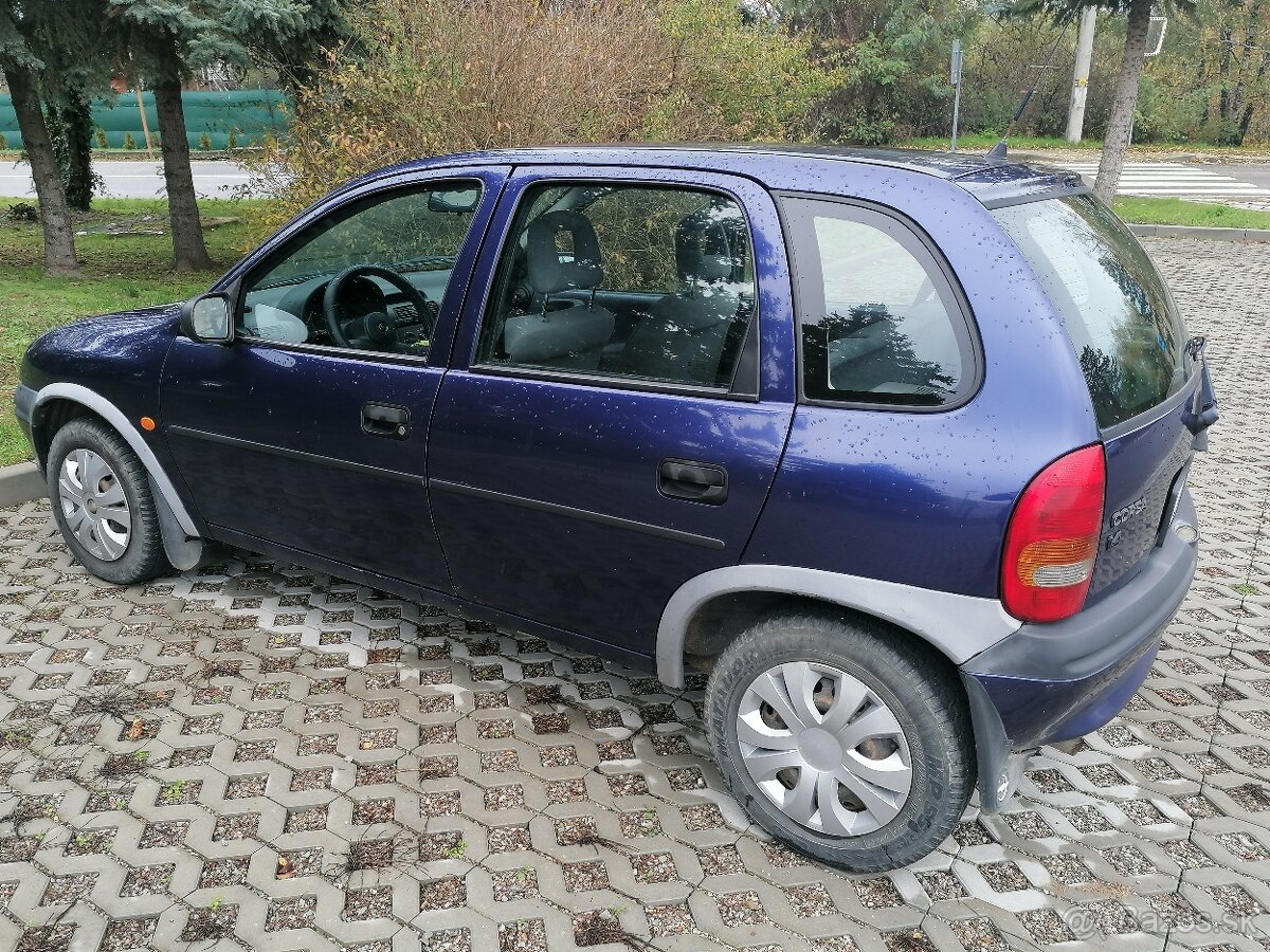 Opel Corsa - 2