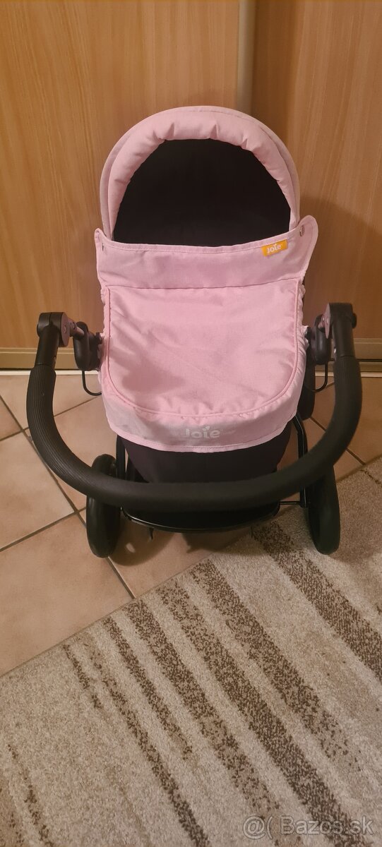 kočík pre bábiky + bábika Baby Annabelle - 2