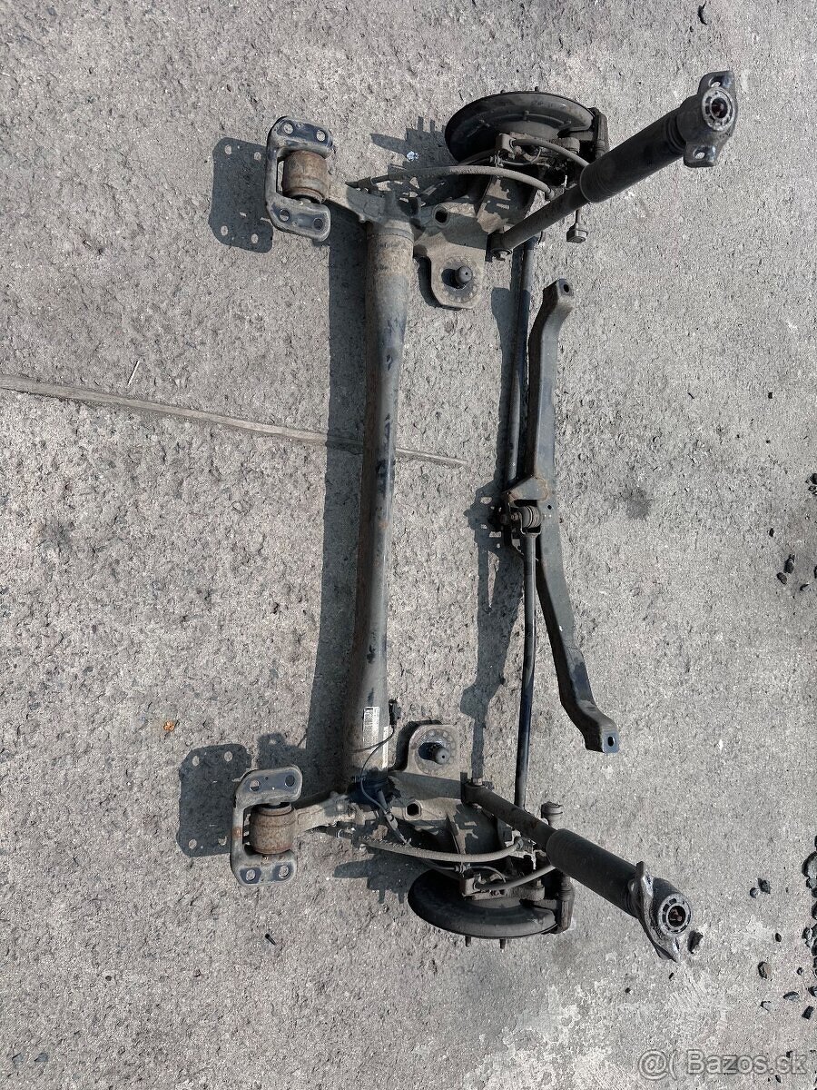 Opel Astra J zadní náprava - 2