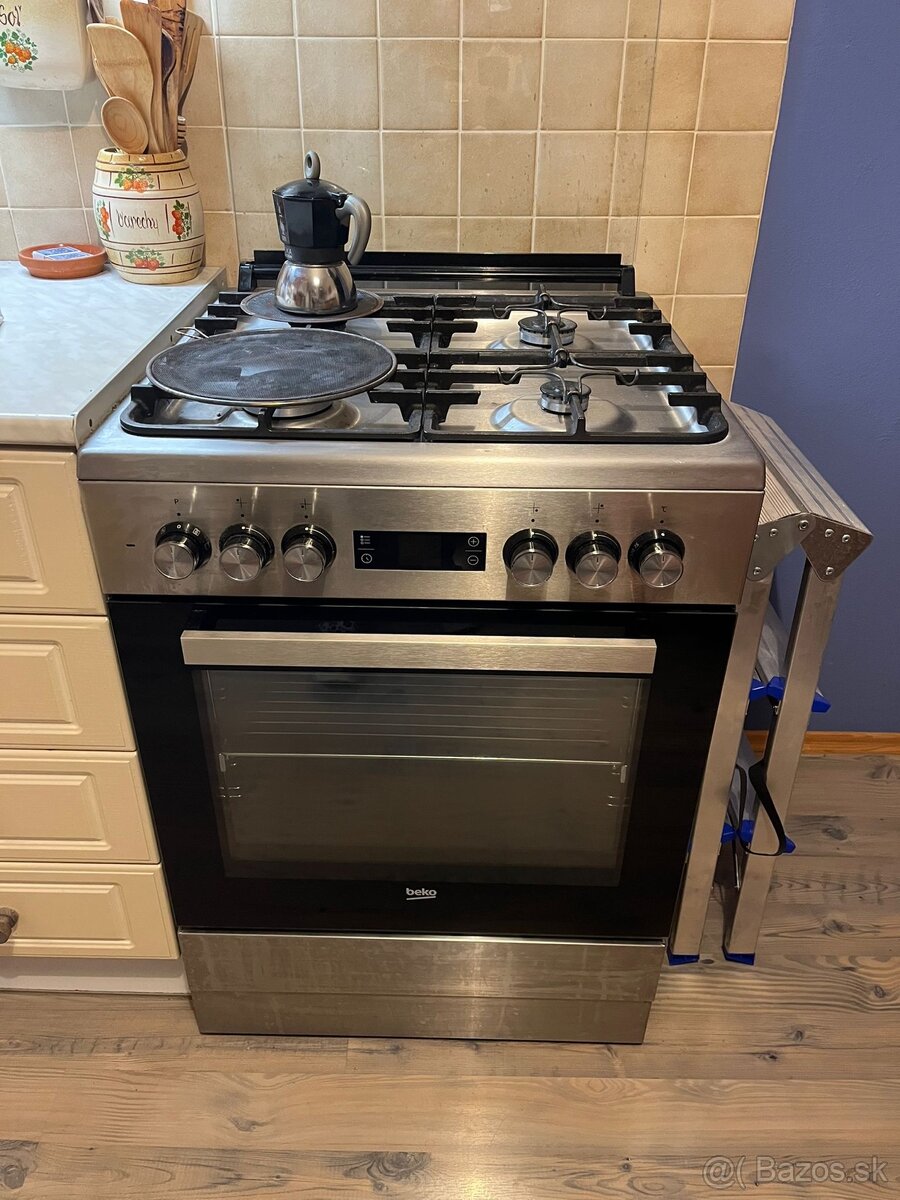 Sporák BEKO - 2