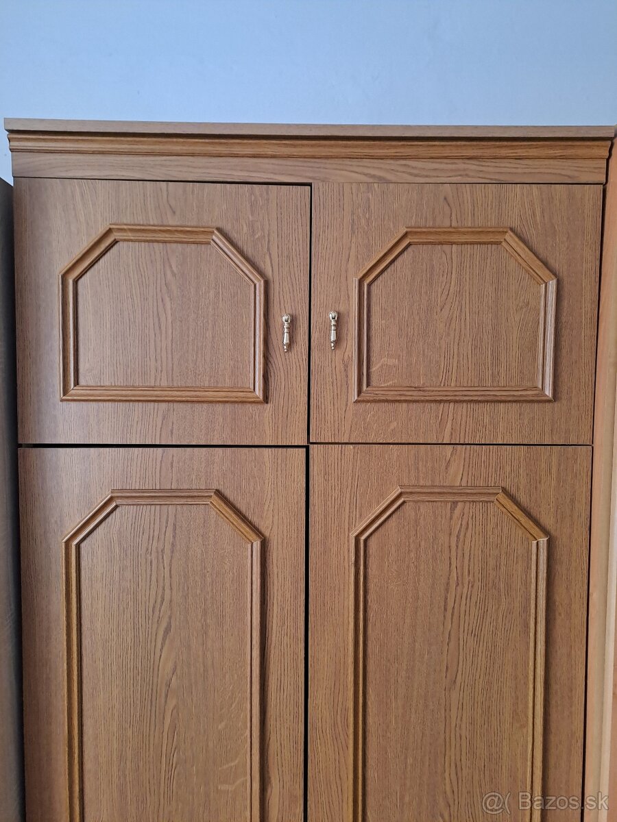 Satnikova skrina 2 - 2