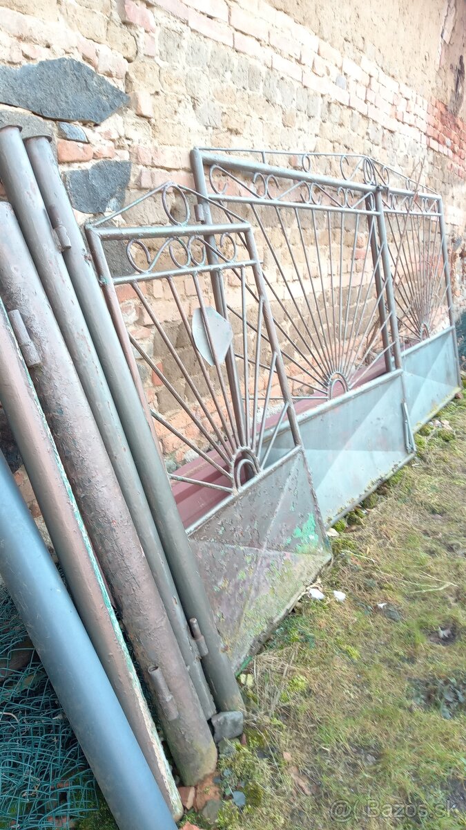 Dvojkrídlová Brána - 2