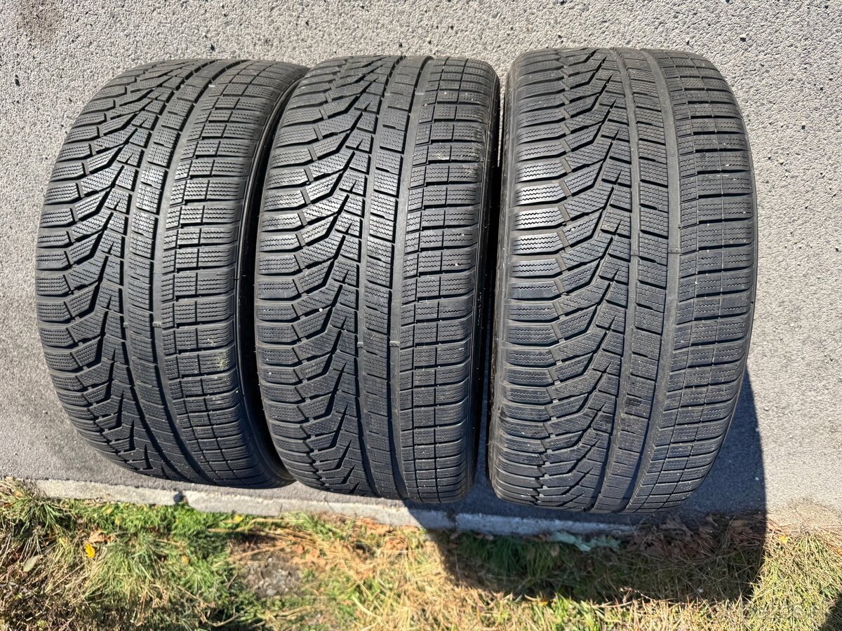 Hankook Winter ICept EVO2 295/35 R23 108W - 2