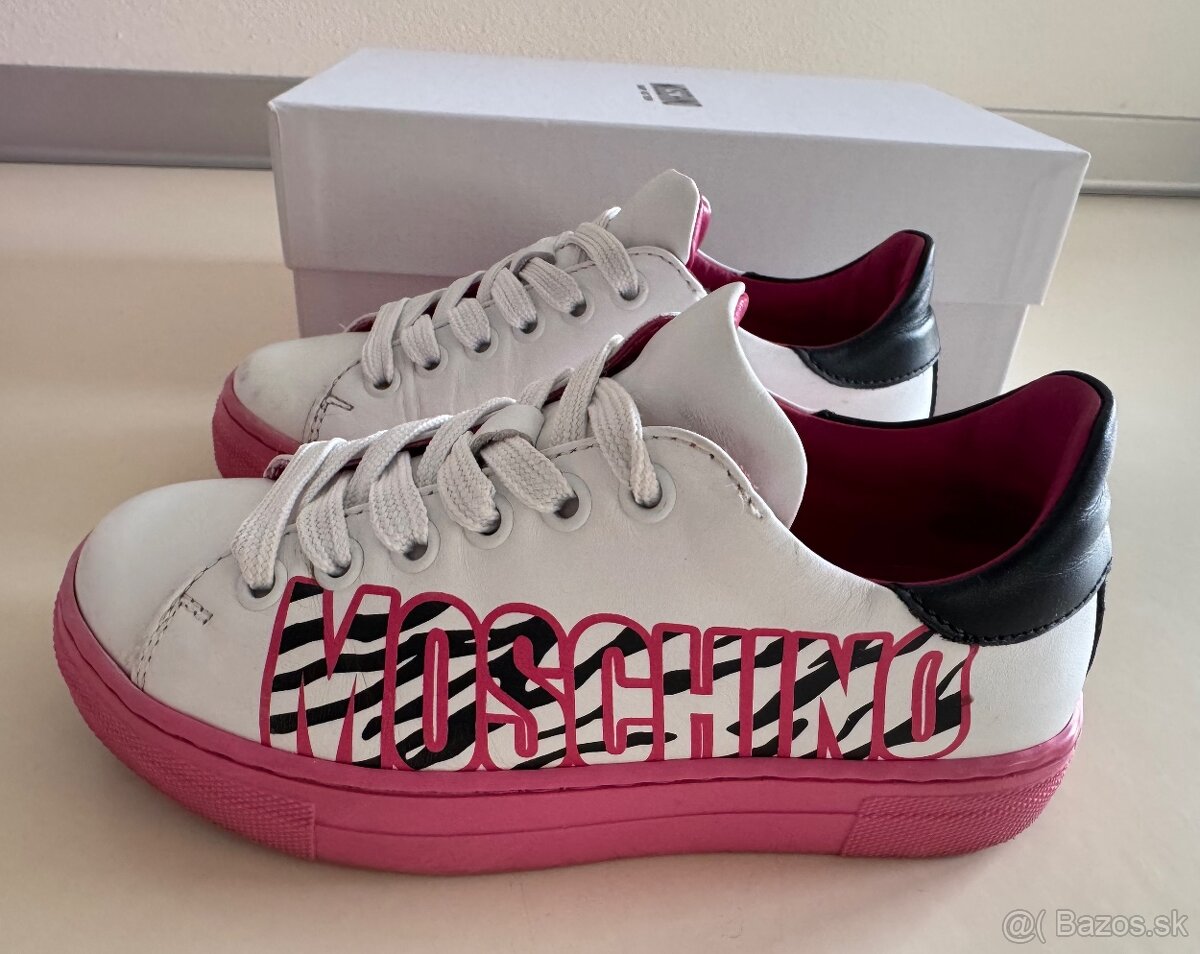 Moschino tenisky - veľkosť 30 - 2