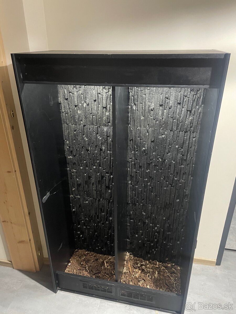 Terarium pre stromove hady - 2