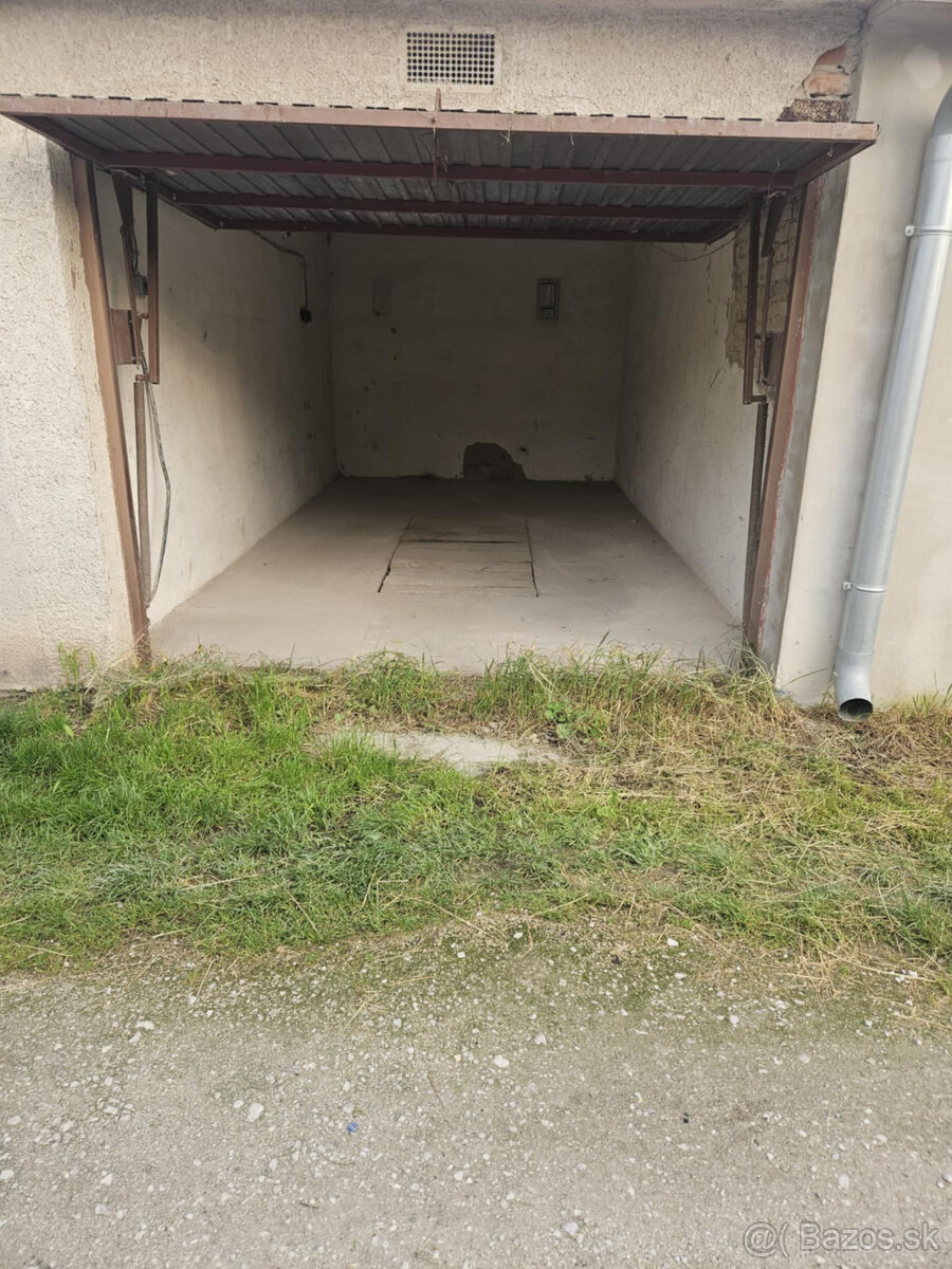 📞 0903 509 294 - Garáž v meste Dunajská Streda - 2