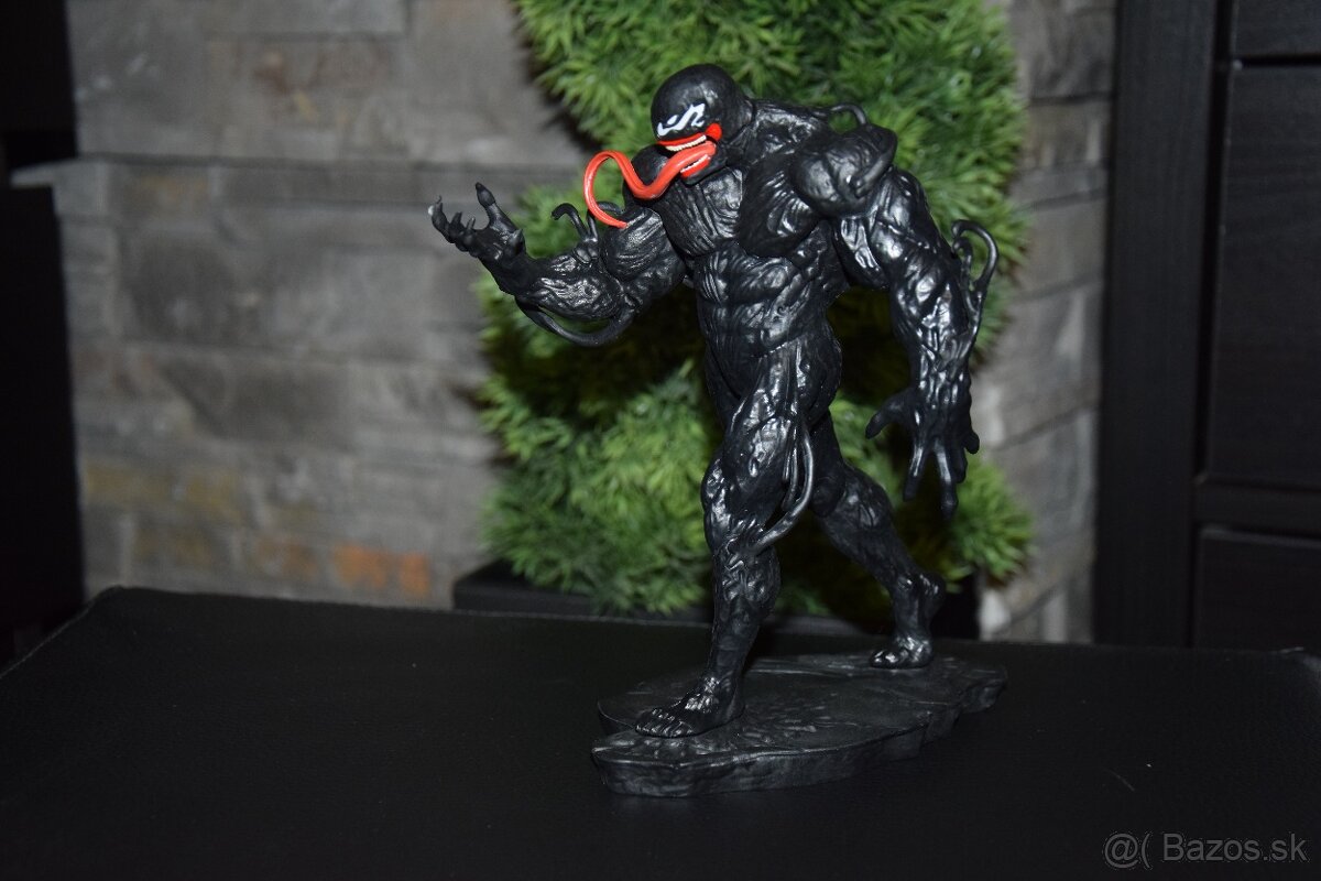 Venom figurka - 2