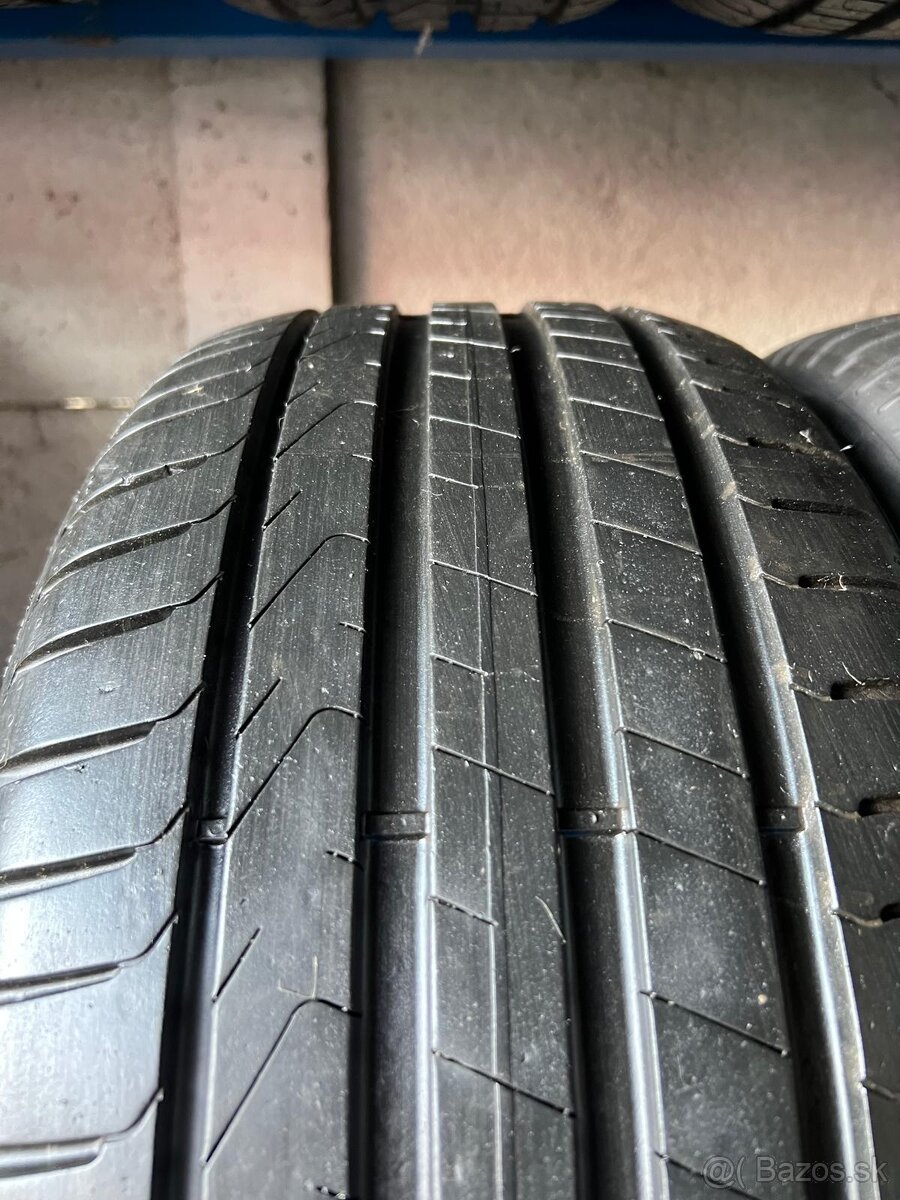 Letne pneumatiky pirelli 225/40R18 - 2