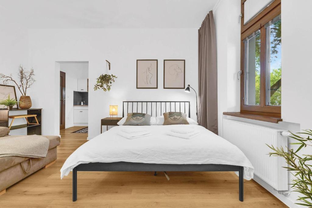 Štýlový a kompletne zariadený apartmán v centre mesta - Widok 2