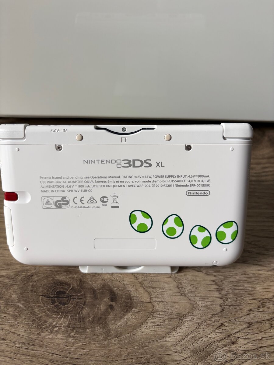 Nintendo 3DS XL Yoshi Edition - 2