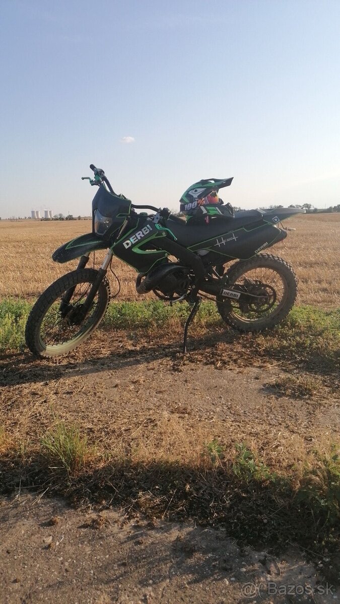 Derbi senda