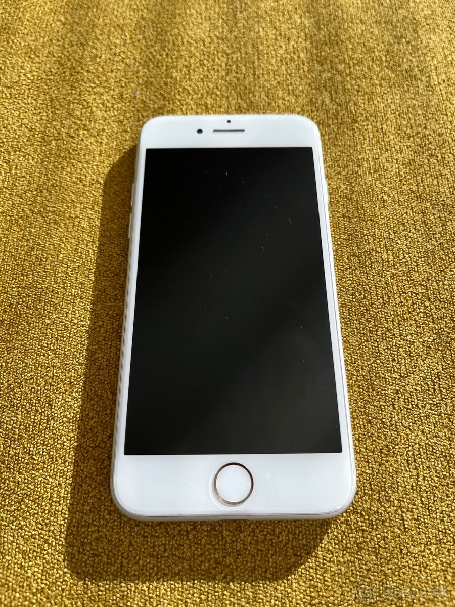 Apple iPhone 7 128 GB Silver -Čítať popis - 2