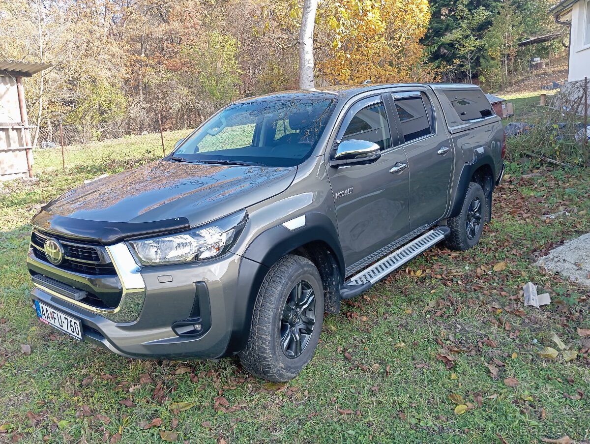 Toyota Hilux 2,8 D-ID 2022