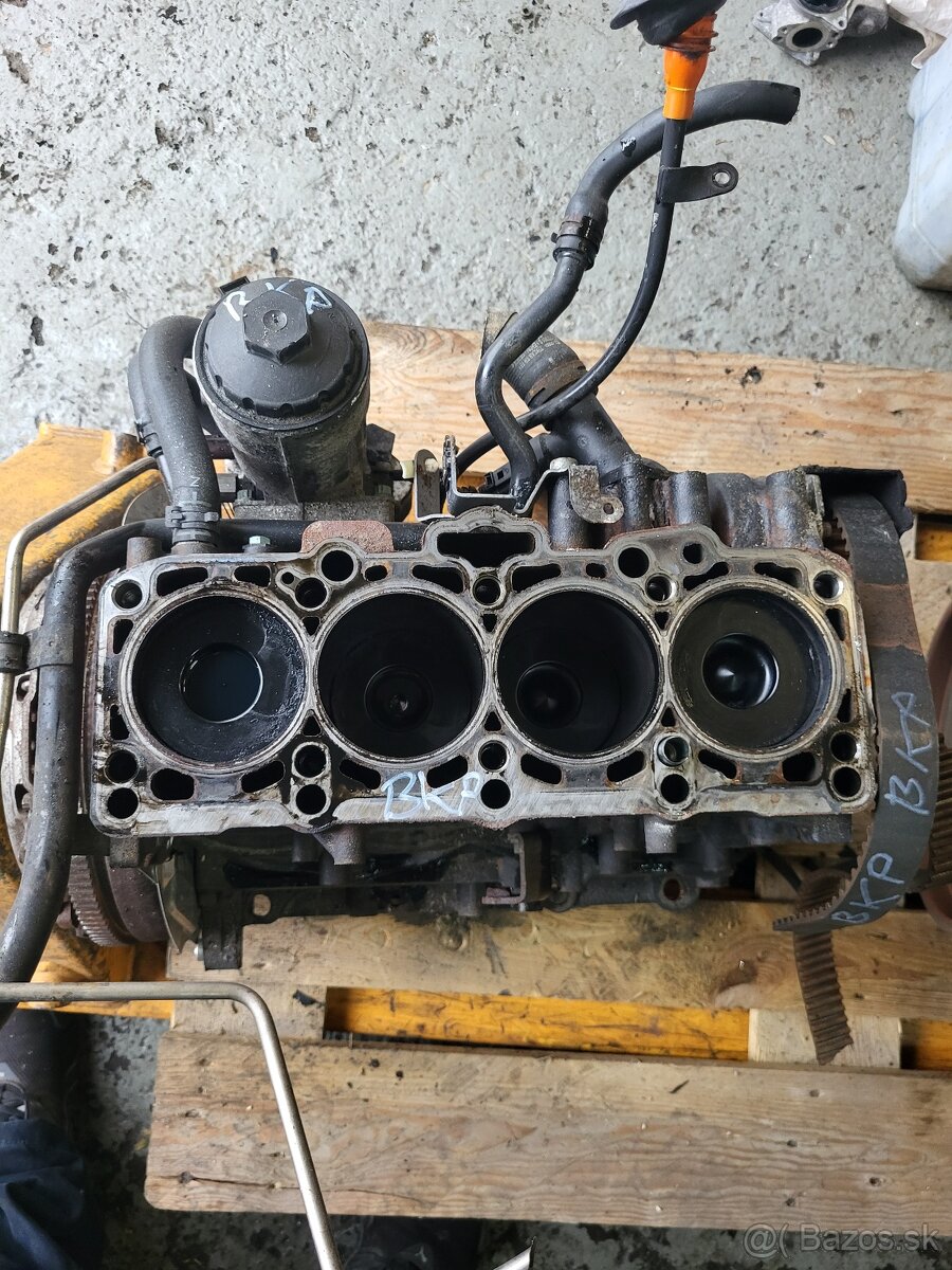 Motor 2.0tdi 103kw bkp bkd azv - 2
