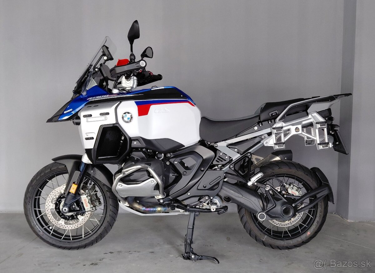 BMW R 1300GS ADVENTURE - TROPHY / Servis v cene motocykla