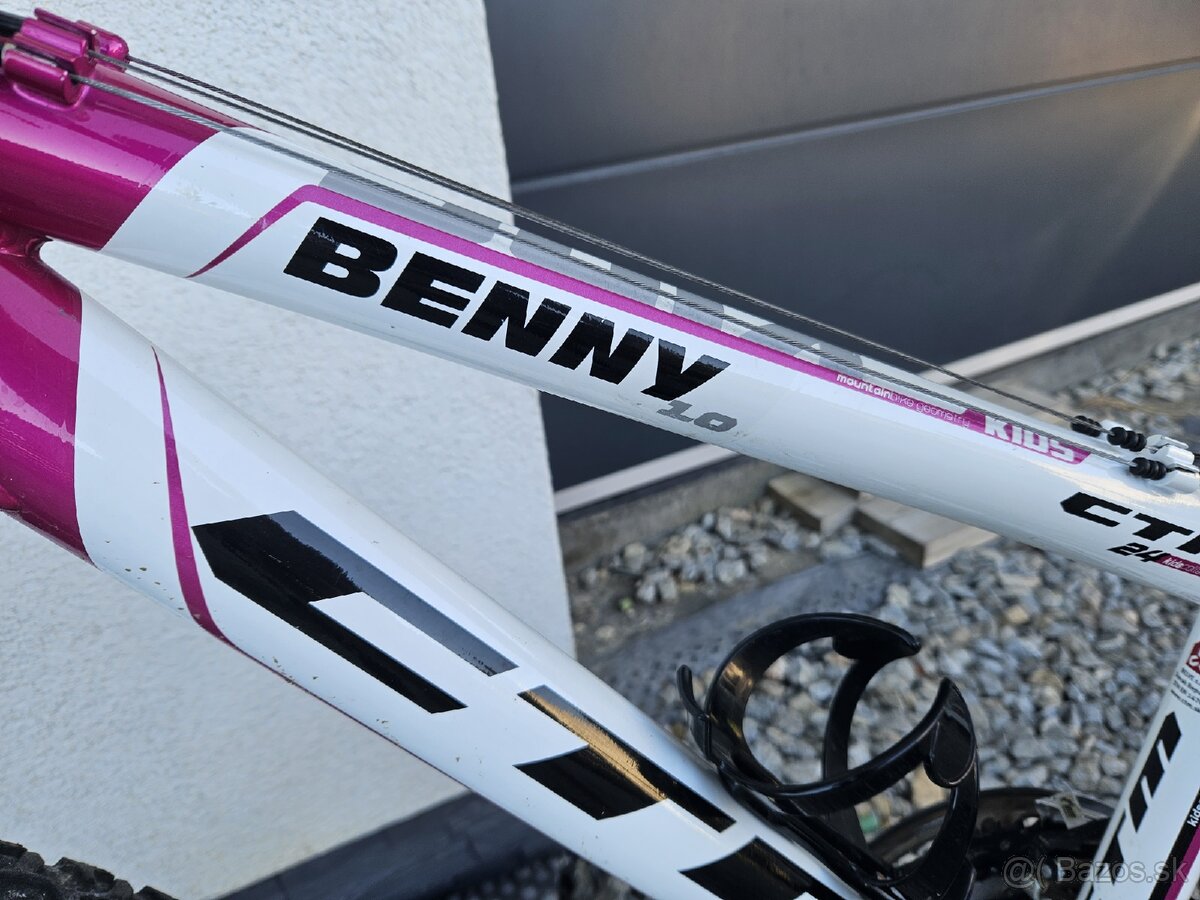 Dievcensky bicykel CTM - 2