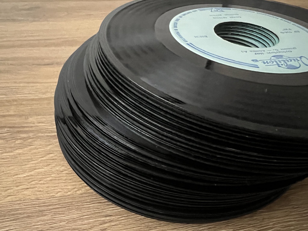 Gramofónové platne - SP platne - Maďarské - 37ks - Spolu - 2