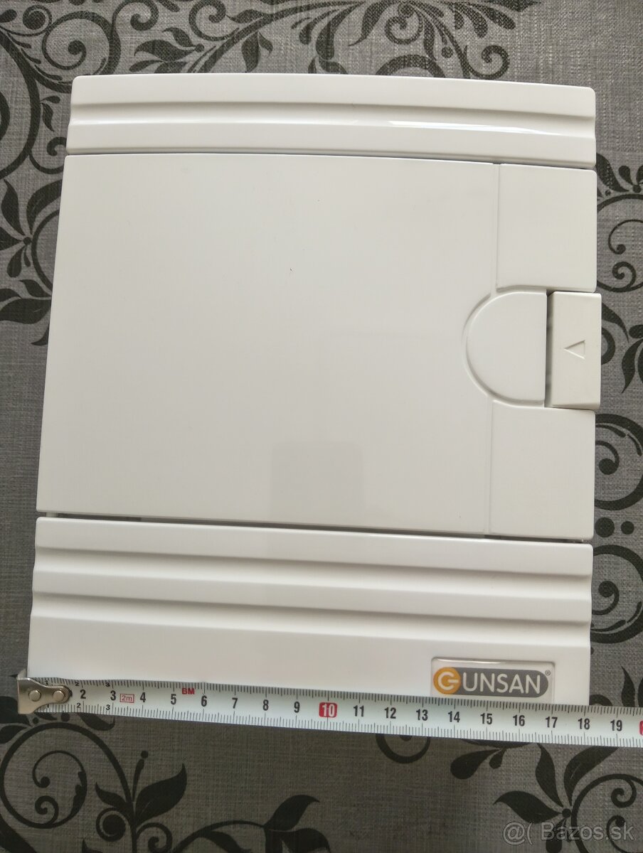 Rozvodná skriňa na stenu - 6 modulov - 2