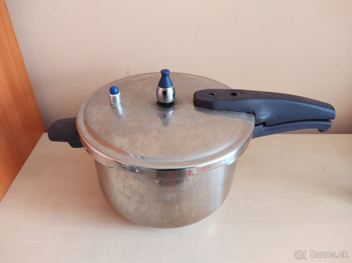 (26) Panvica, hrnce, pokrievka - 2