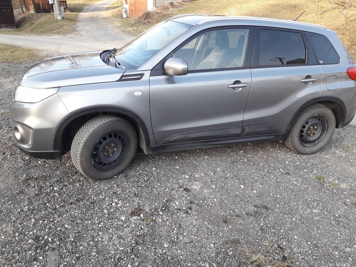 Suzuki Vitara 1.6 benzín 4x4 - 2