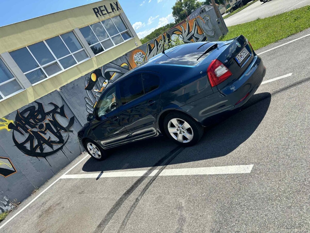Škoda Octavia 2 Facelift 2012 1.6TDi - 2