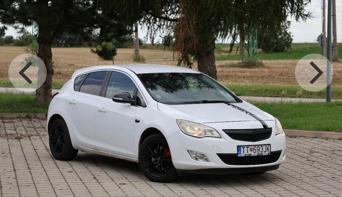 Opel Astra J 1.7 CDTI - 2