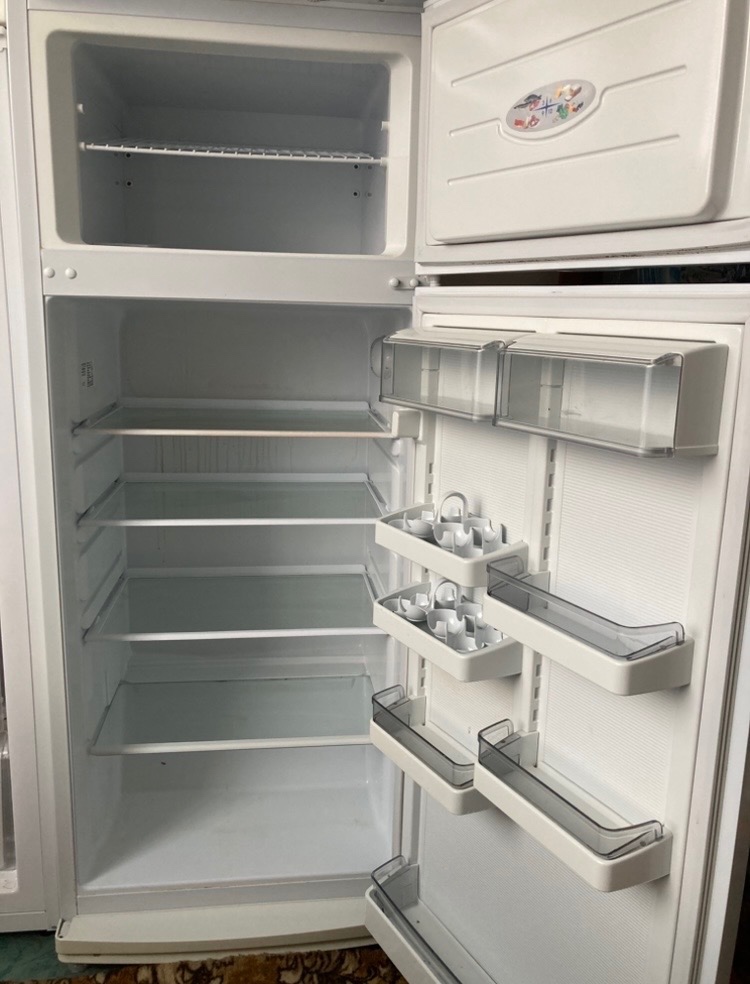 Chladnička s mrazakom - 2