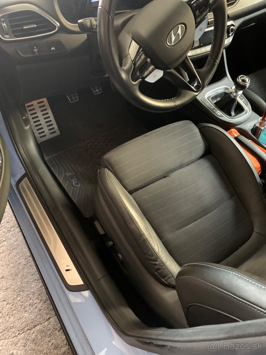 Hyundai i30N - 2