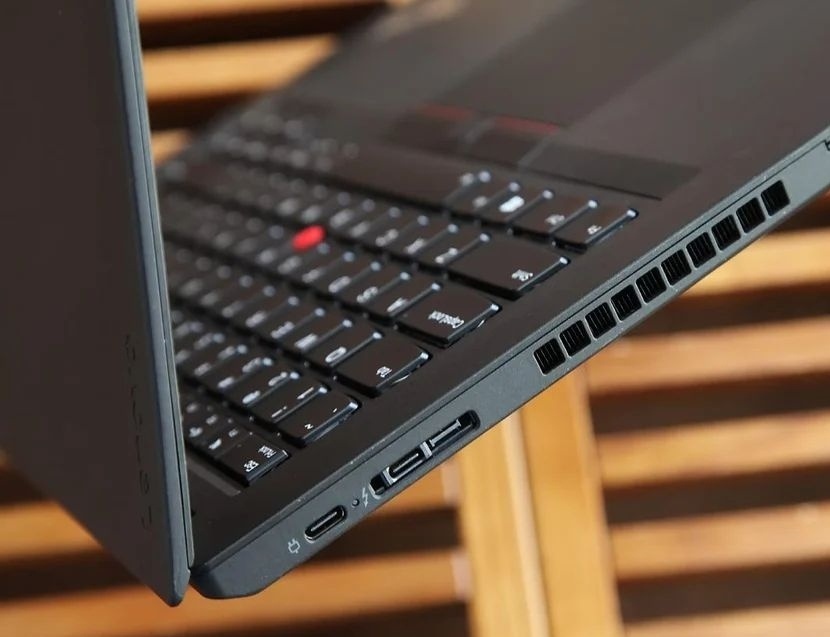 Predám Lenovo ThinkPad t480 Touch, dotykový displej. - 2